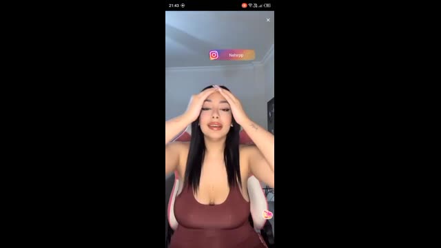 Onlyfans Seffaf Askili Göğüs Kaldirdi · Nehirpp İfşa Videosu
